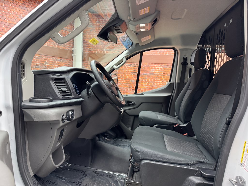 Certified 2025 Ford Transit 250 Low Roof w/ Exterior Upgrade Package RWD image 21