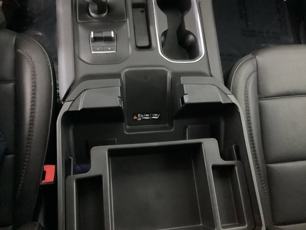Used 2025 GMC Sierra 1500 Denali w/ Technology Package AWD/4WD image 22