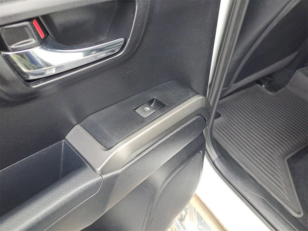 Used 2019 Toyota Tacoma TRD Sport image 10