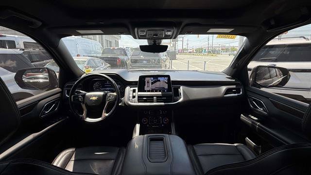 Used 2022 Chevrolet Suburban High Country AWD/4WD image 24
