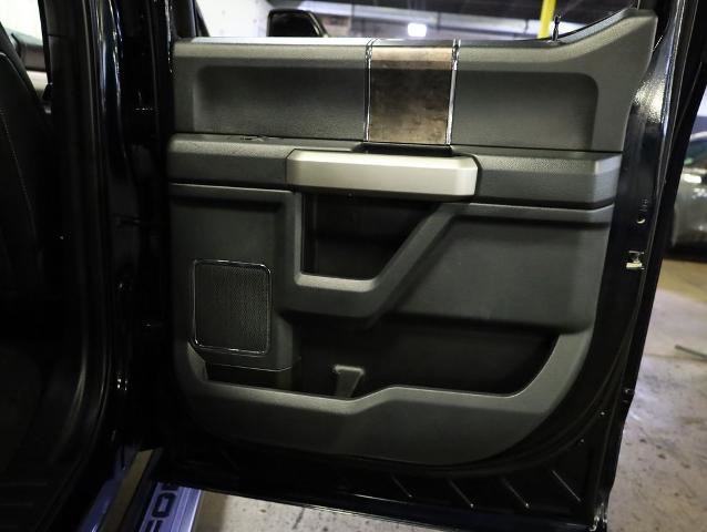 Certified 2022 Ford F250 Lariat w/ Black Appearance Package image 17