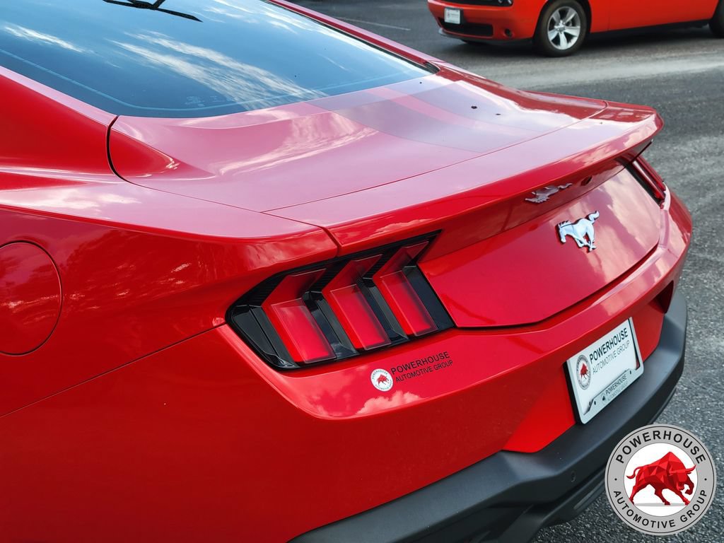 Certified 2024 Ford Mustang Coupe RWD image 12