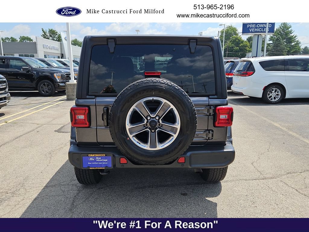 Used 2021 Jeep Wrangler Unlimited Sahara AWD/4WD image 4