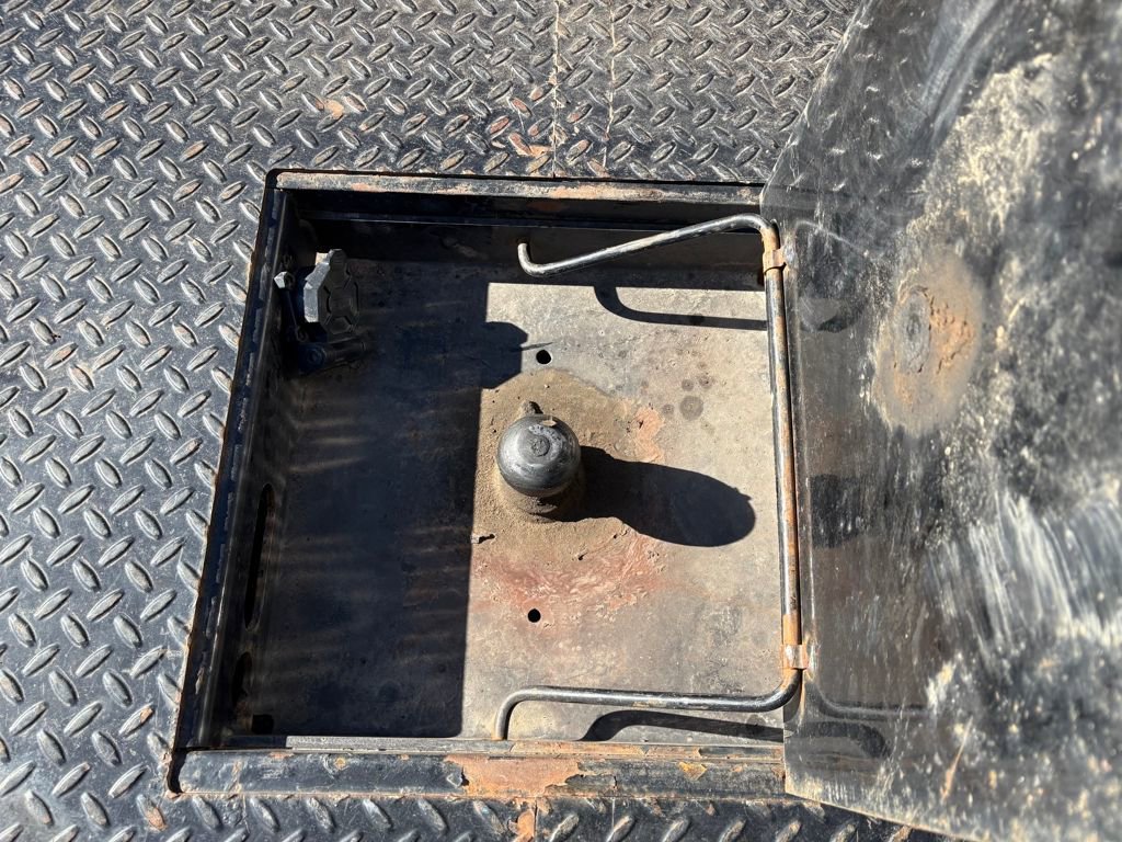 Used 2022 RAM 5500 Tradesman w/ Chrome Appearance Group image 30