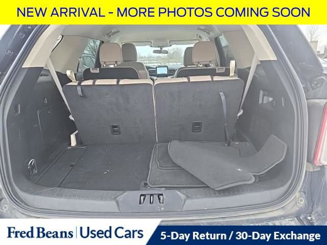Certified 2023 Ford Explorer XLT w/ Equipment Group 202A image 15