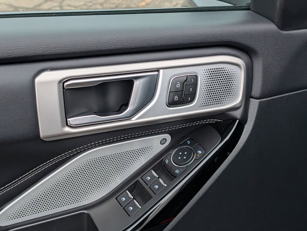 Certified 2024 Ford Explorer ST w/ Equipment Group 401A image 17