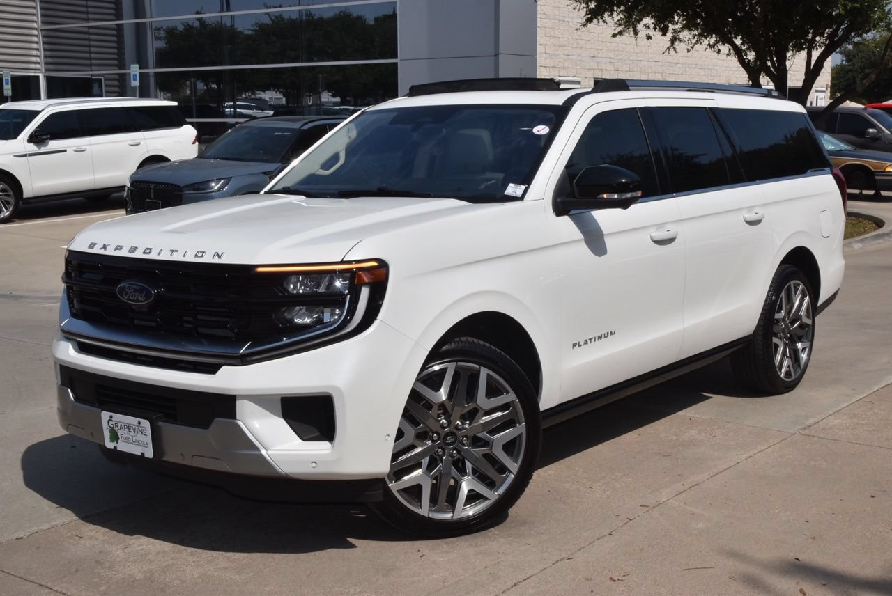 Certified 2025 Ford Expedition Max Platinum w/ Platinum Ultimate Package AWD/4WD image 45