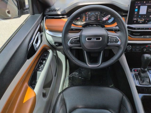 Used 2024 Jeep Compass Limited AWD/4WD image 16