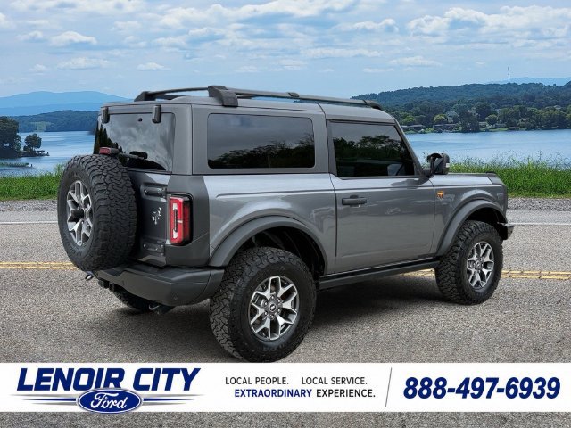 Certified 2023 Ford Bronco Badlands AWD/4WD image 3