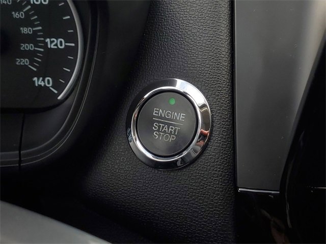 Certified 2022 Ford EcoSport Titanium image 18