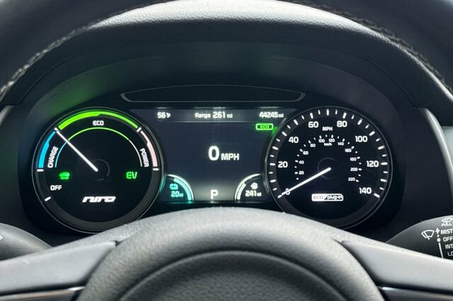 Used 2018 Kia Niro EX Premium image 22