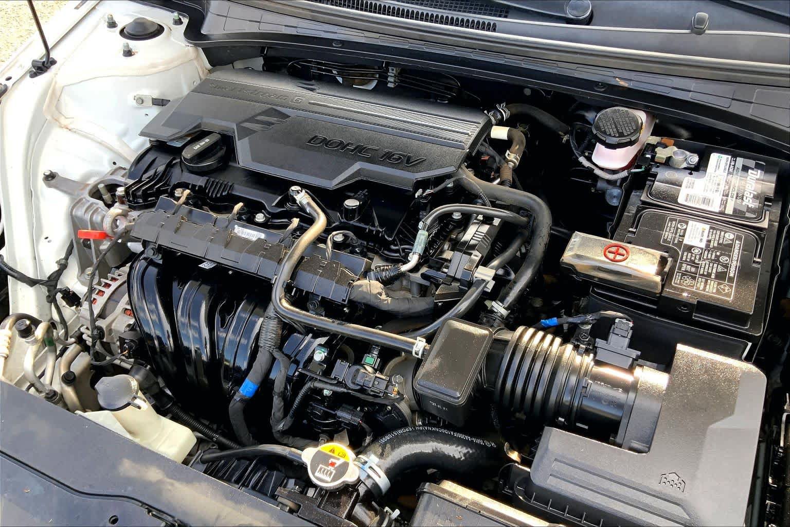 Used 2021 Hyundai Elantra SE FWD image 33