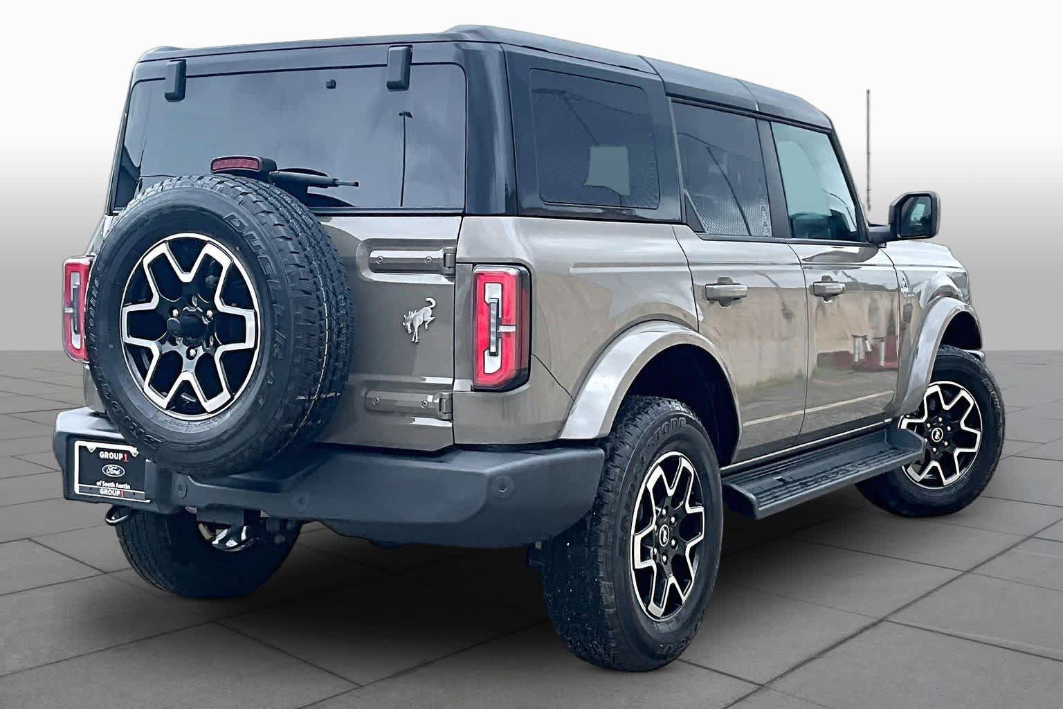 Certified 2025 Ford Bronco Outer Banks AWD/4WD image 13