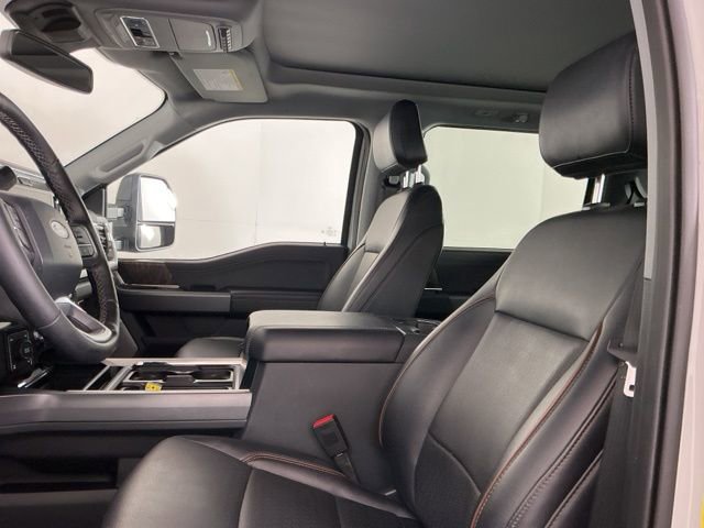 Certified 2025 Ford F350 Lariat w/ Black Appearance Package AWD/4WD image 17