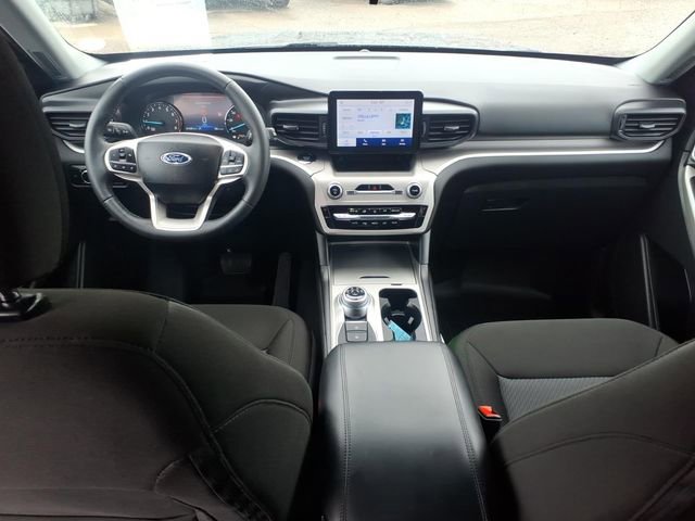 Certified 2024 Ford Explorer XLT AWD/4WD image 14