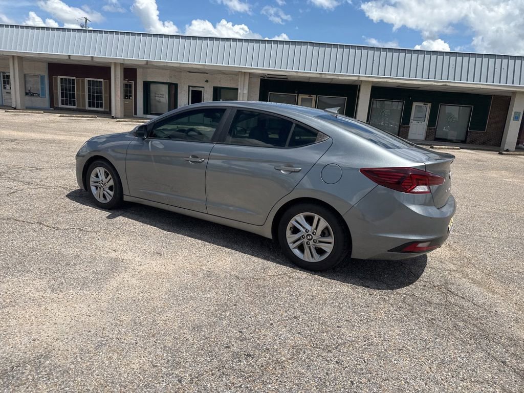 Used 2019 Hyundai Elantra SEL FWD image 12