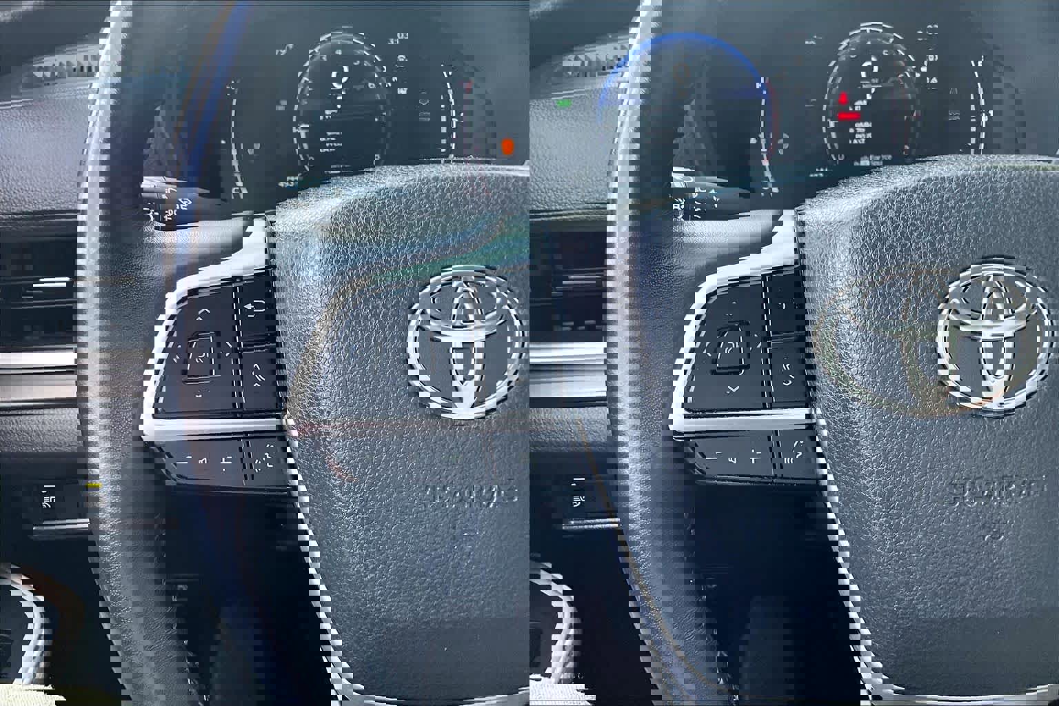 Used 2024 Toyota Grand Highlander XLE image 24