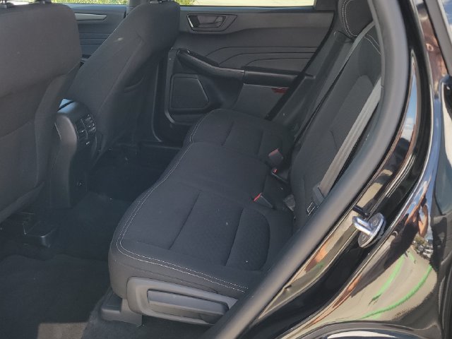 Certified 2025 Ford Escape Active AWD/4WD image 8