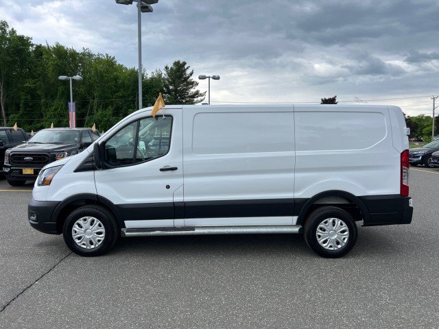 Certified 2025 Ford Transit 250 Low Roof w/ Exterior Upgrade Package RWD image 4