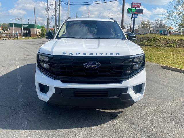 Certified 2025 Ford Expedition Active AWD/4WD image 8