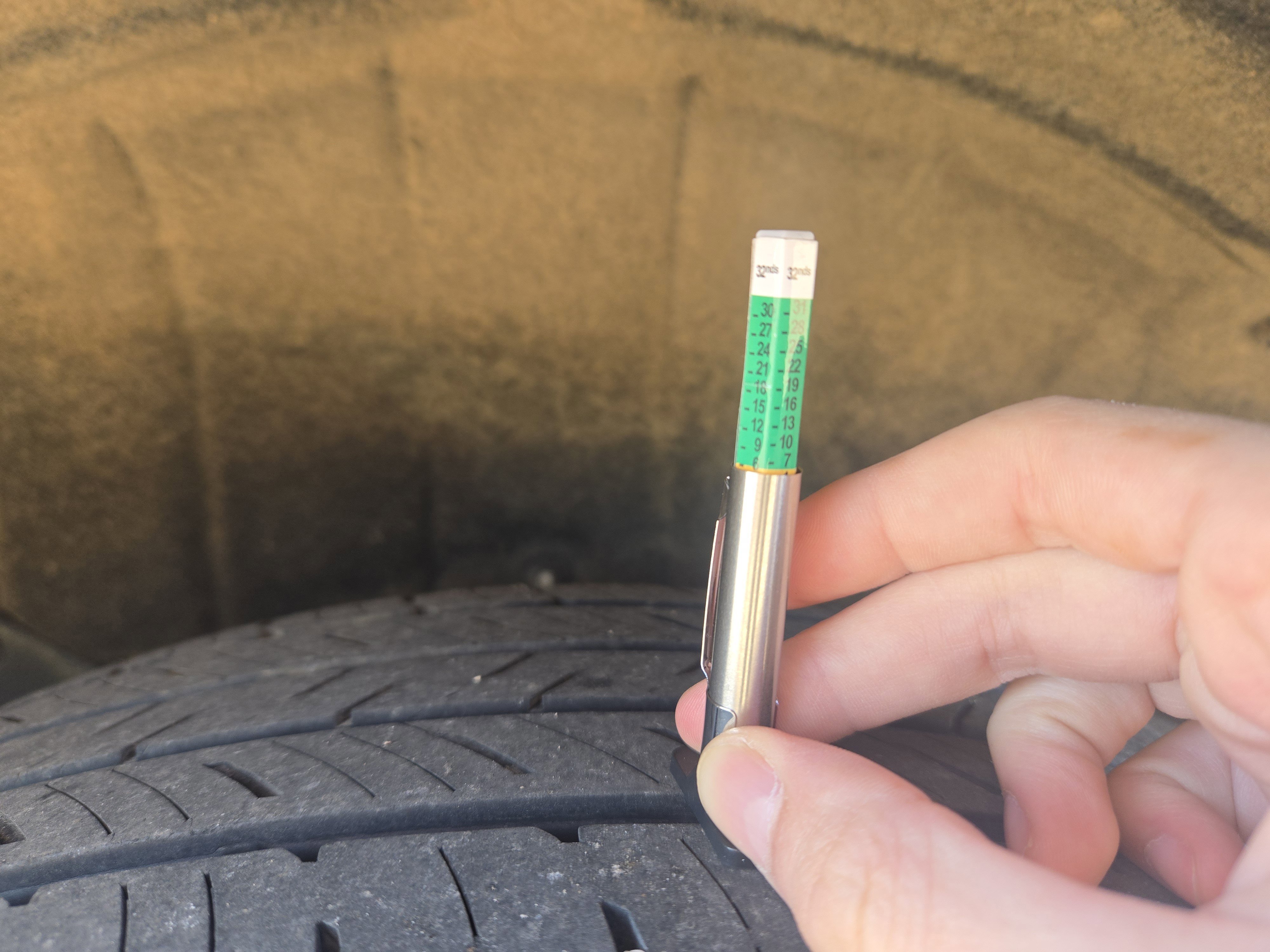 Used 2022 Toyota Highlander XLE AWD/4WD image 18