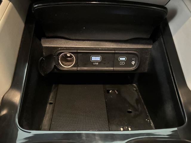 Used 2024 Kia Telluride S FWD image 27