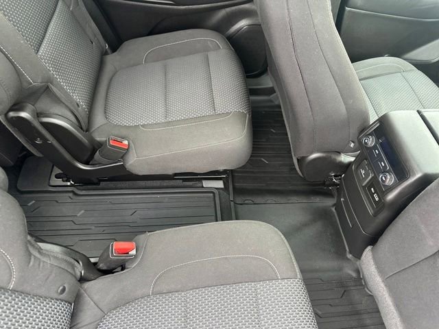 Used 2022 GMC Acadia SLE w/ Driver Convenience Package image 31