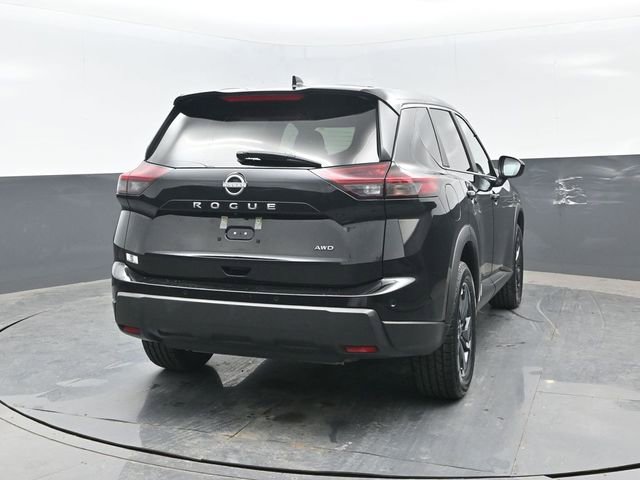 Used 2025 Nissan Rogue SV AWD/4WD image 19