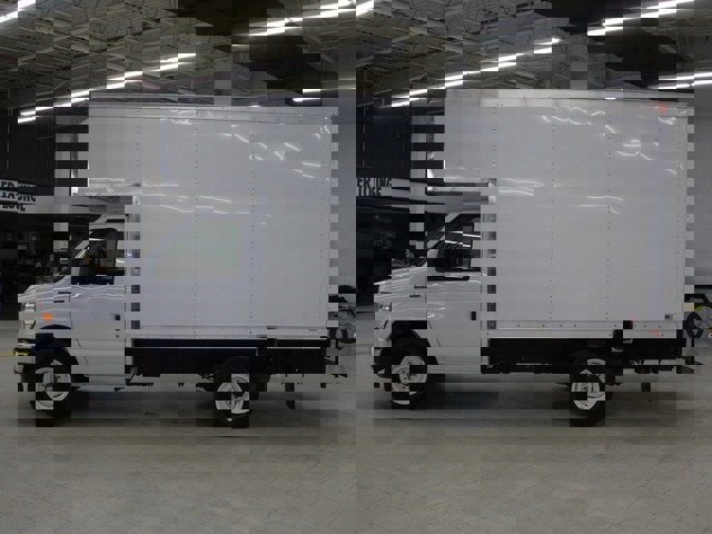 Certified 2024 Ford E-350 and Econoline 350 Super Duty w/ Power Windows & Locks Group image 2