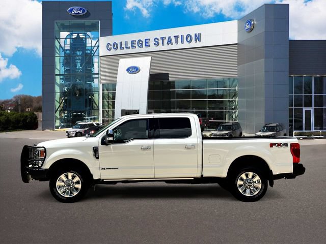 Certified 2022 Ford F250 Platinum AWD/4WD image 3
