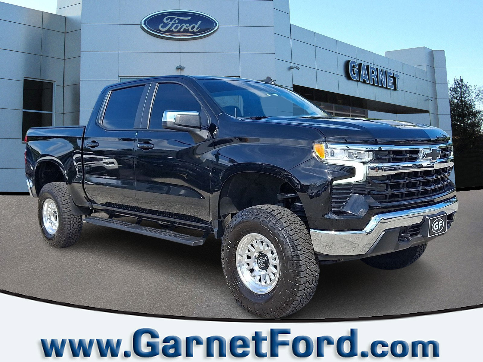 Used 2024 Chevrolet Silverado 1500 LT