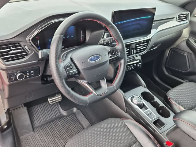Certified 2024 Ford Escape ST-Line w/ Tech Pack #1 AWD/4WD image 10