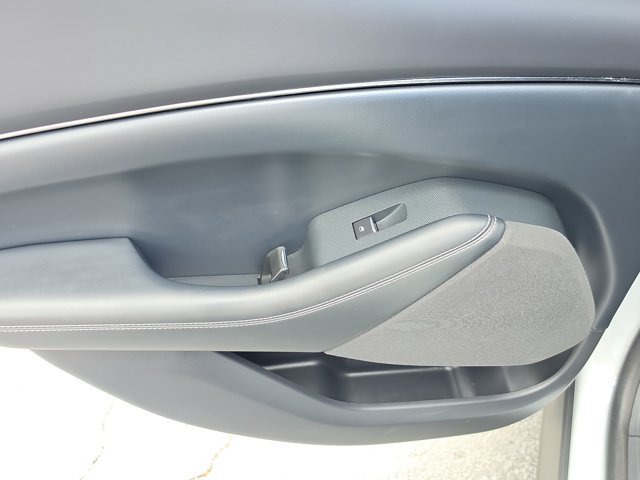 Certified 2021 Ford Mustang Mach-E Select RWD image 12