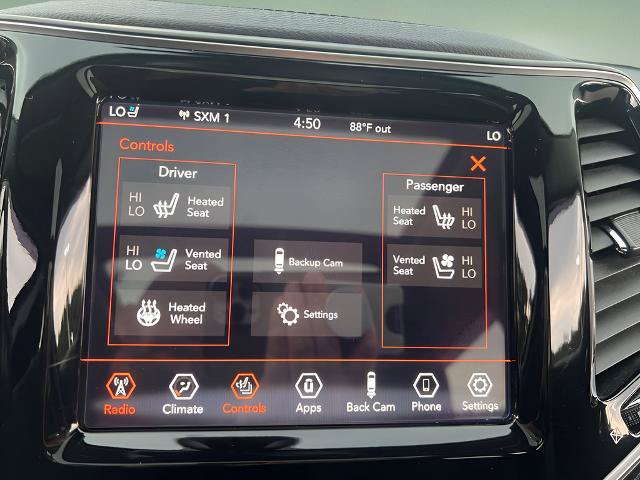 Used 2019 Jeep Cherokee Limited w/ Luxury Group AWD/4WD image 25