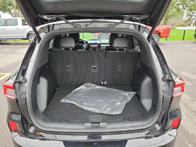 Certified 2024 Ford Escape ST-Line w/ Tech Pack #1 AWD/4WD image 32