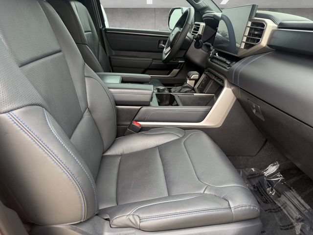 Used 2026 Toyota Sequoia Platinum AWD/4WD image 25
