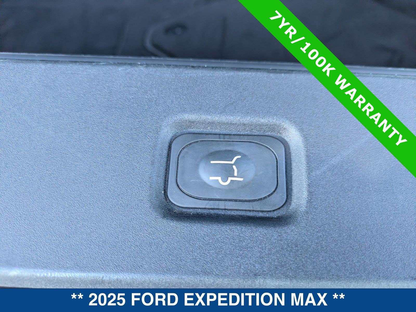 Certified 2025 Ford Expedition Max Platinum image 15