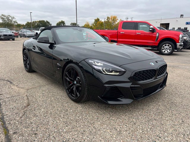 Used 2022 BMW Z4 M40i RWD image 3