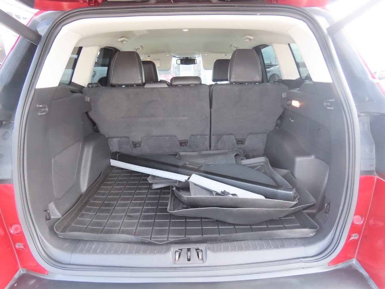 Certified 2017 Ford Escape Titanium FWD image 12