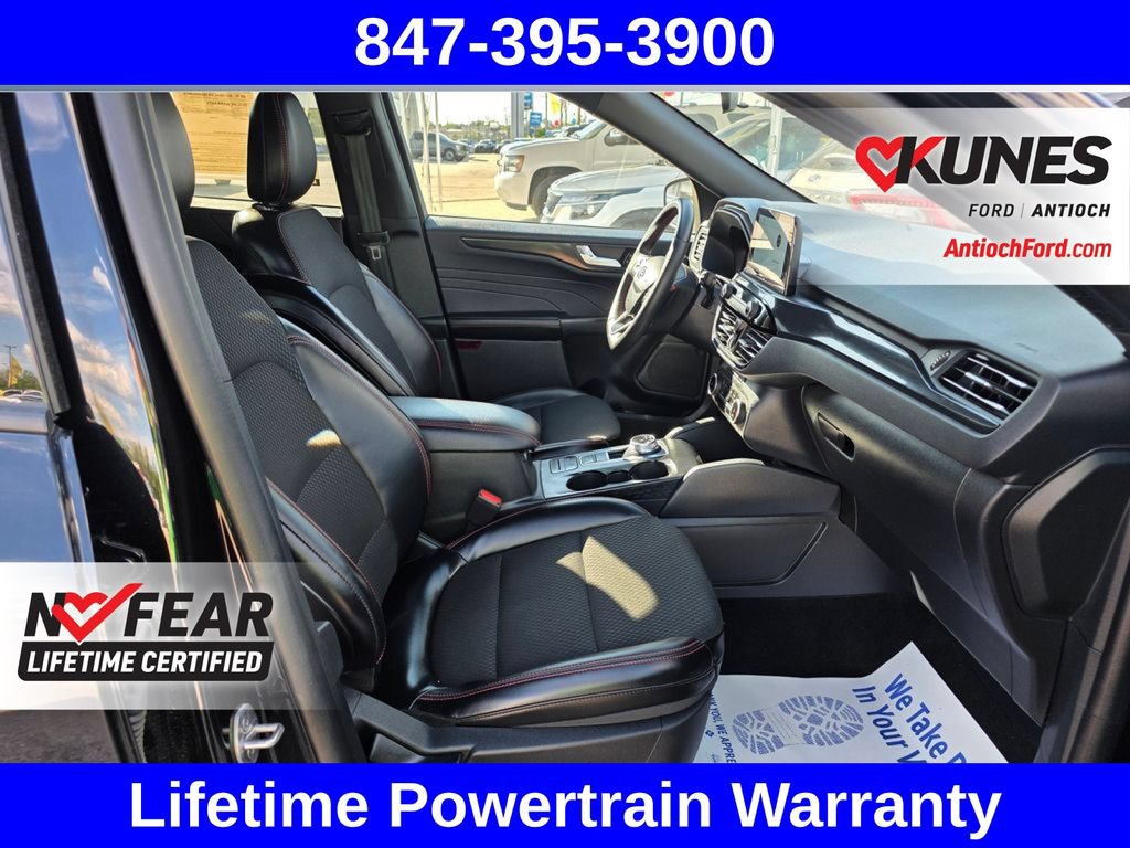 Certified 2025 Ford Escape ST-Line AWD/4WD image 42