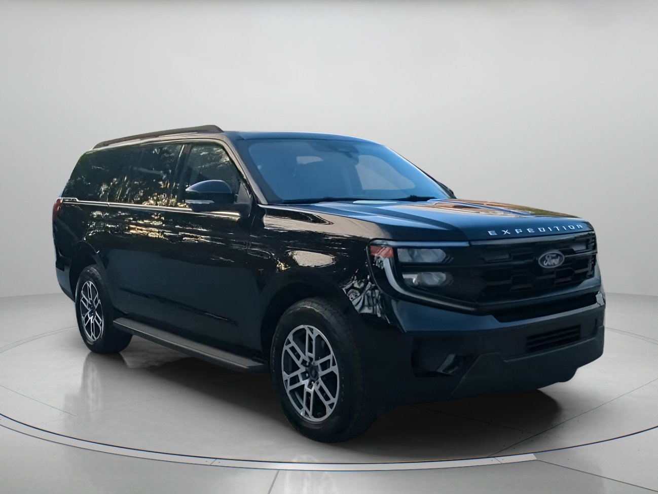 Certified 2025 Ford Expedition Max Active AWD/4WD image 2