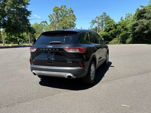 Certified 2022 Ford Escape SE w/ Convenience Package AWD/4WD image 5