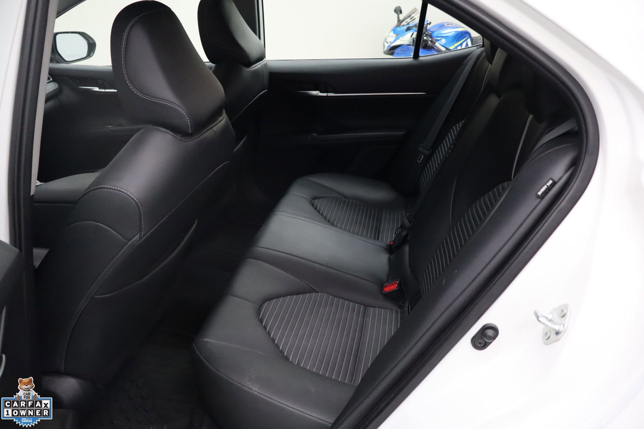 Used 2024 Toyota Camry SE w/ Cold Weather Package image 33