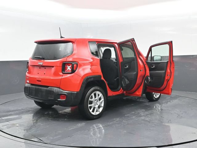 Used 2023 Jeep Renegade Latitude AWD/4WD image 27
