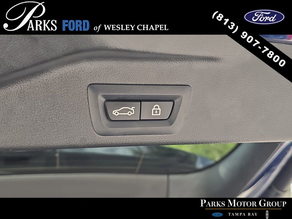 Used 2022 BMW X5 sDrive40i w/ M Sport Package RWD image 9