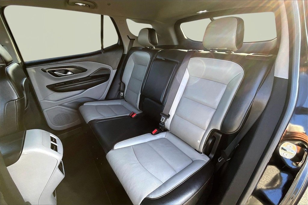 Used 2021 GMC Terrain SLT image 26