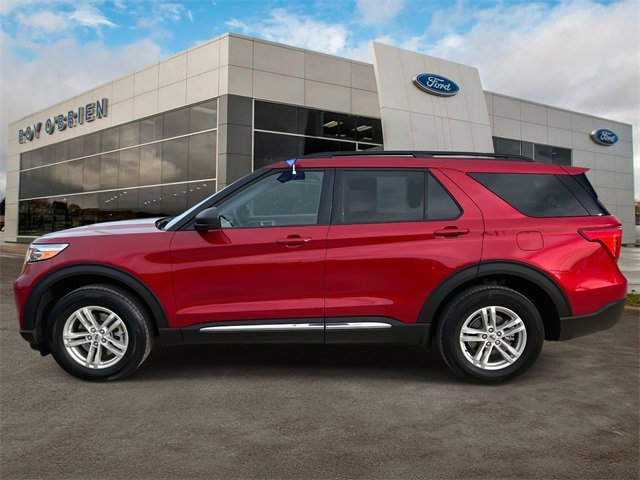 Certified 2023 Ford Explorer XLT w/ Equipment Group 202A image 2