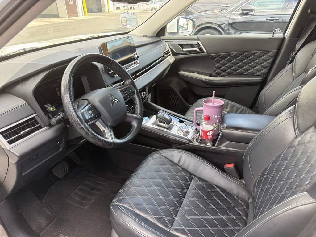 Used 2022 Mitsubishi Outlander SEL AWD/4WD image 4