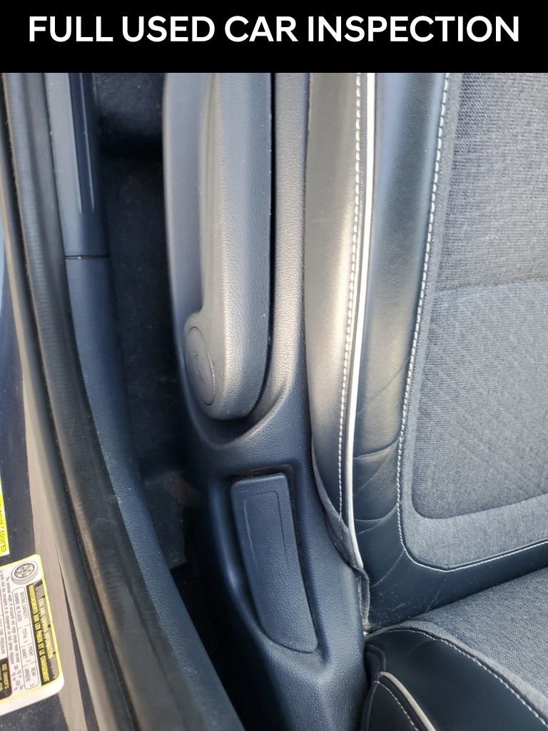 Used 2020 Hyundai Venue Denim image 14