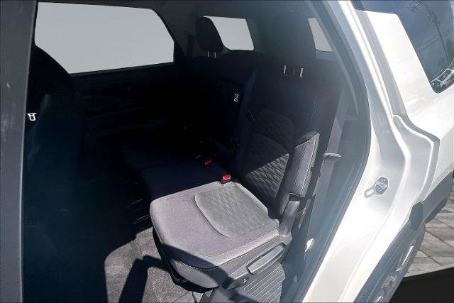 Used 2024 Nissan Pathfinder SV FWD image 26